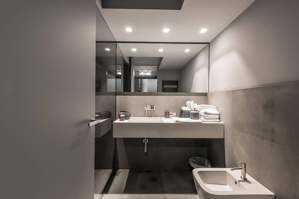 شقة Grey Loft بولينيانو آ ماري المظهر الخارجي الصورة